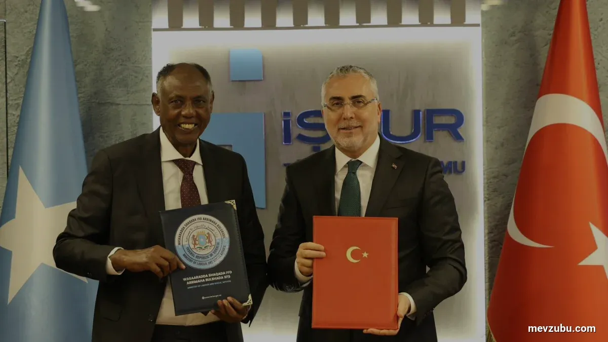 Bakan Işıkhan Somali Çalışma Bakanı Ibro ile Ortak Komisyon Protokolü imzaladı