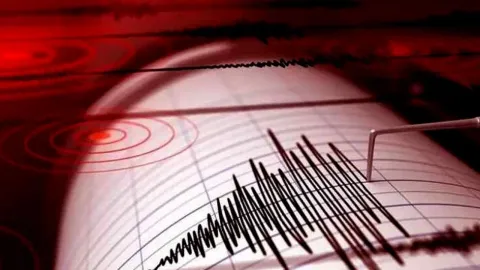 Gece Boyunca Peş Peşe Depremler: Manisa’daki Hareketlilik Dikkat Çekti
