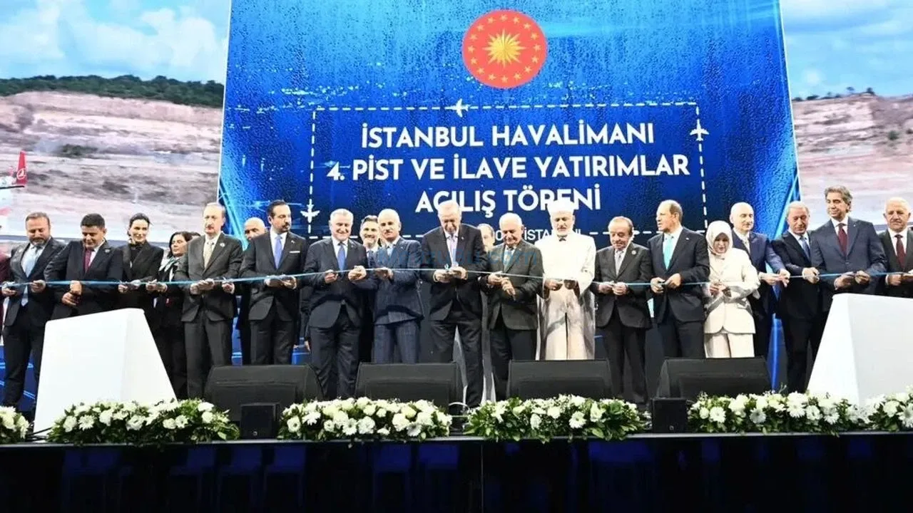 İstanbul Havalimanı’nda Yeni Dönem: 4. Ana Pist Hizmete Açıldı, Toplam Pist Sayısı 6’ya Çıktı
